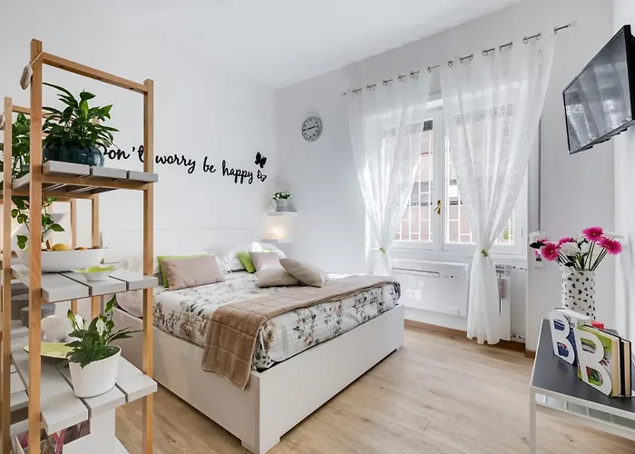 Apartament 96 Degli Ubaldi Near The Vatican And The Metro Rzym