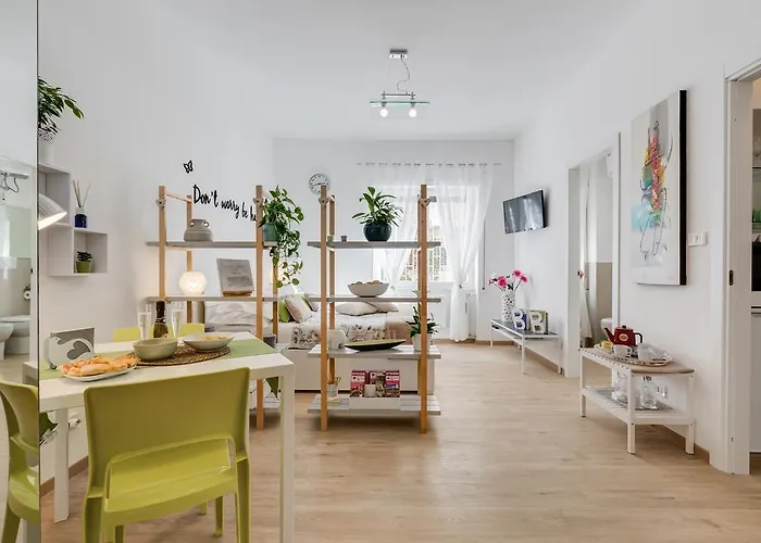 Apartament 96 Degli Ubaldi Near The Vatican And The Metro Rzym